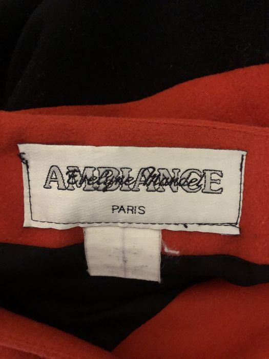 Saia da estilista Evelyne Mandel Paris