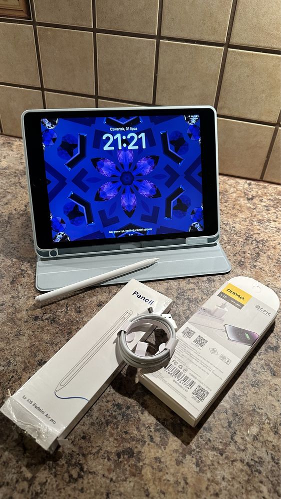 Tablet iPad Apple Retina 10” + NOWY RYSIK - Touch ID - PROCREATE