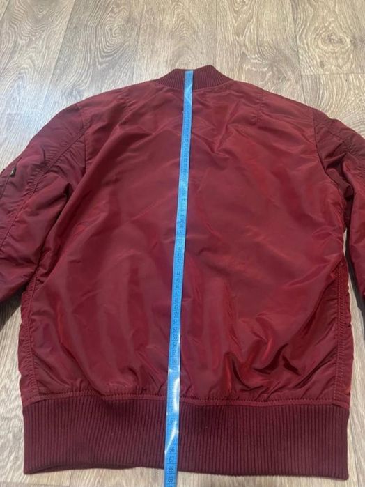 Куртка чоловіча бомбер Alpha Industries червона розмір S