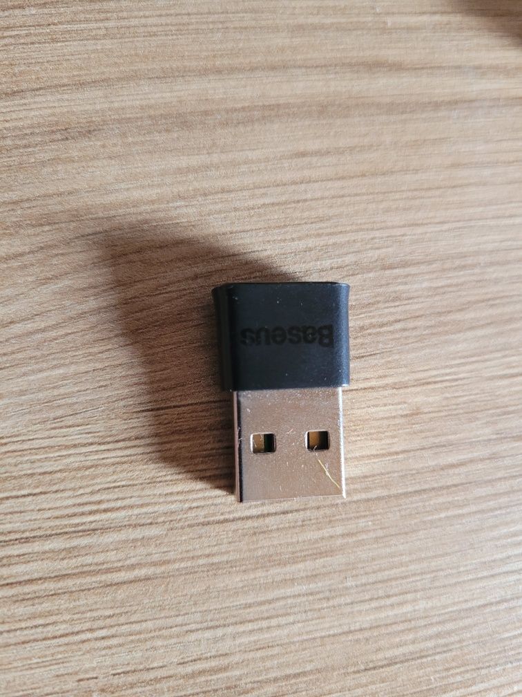 Adapter USB Bluetooth 5.1 Baseus - Szybkie Połączenia w Zasięgu Ręki!