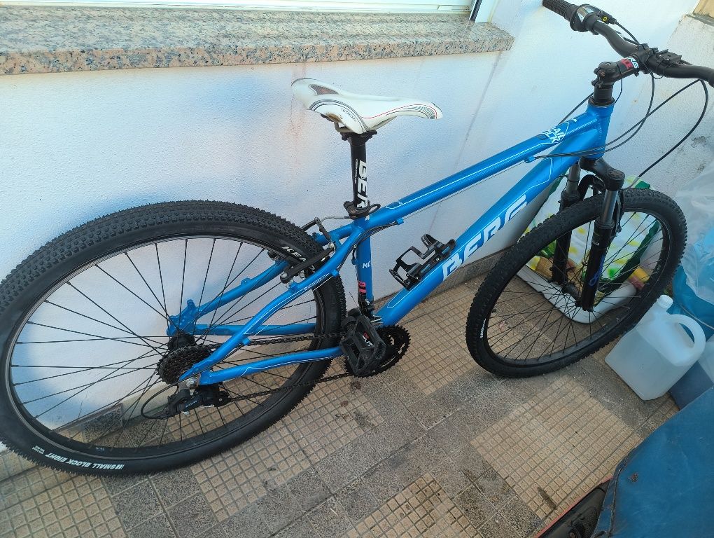 Bicicleta de montanha trail Rock 10