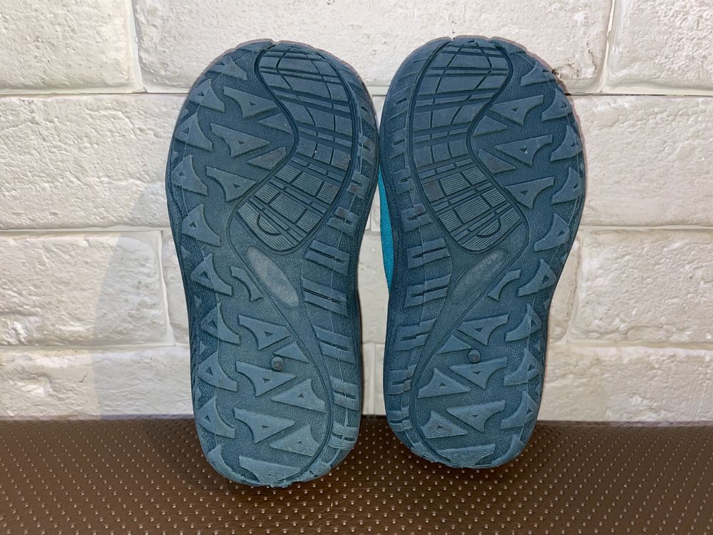 Dziewczęce buty do wody rozm.27 (16cm) Encanto