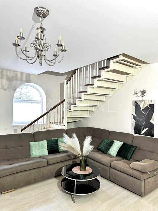 Оренда будинку в Рудиках (Козин)/ автономний/закрите котеджне містечко