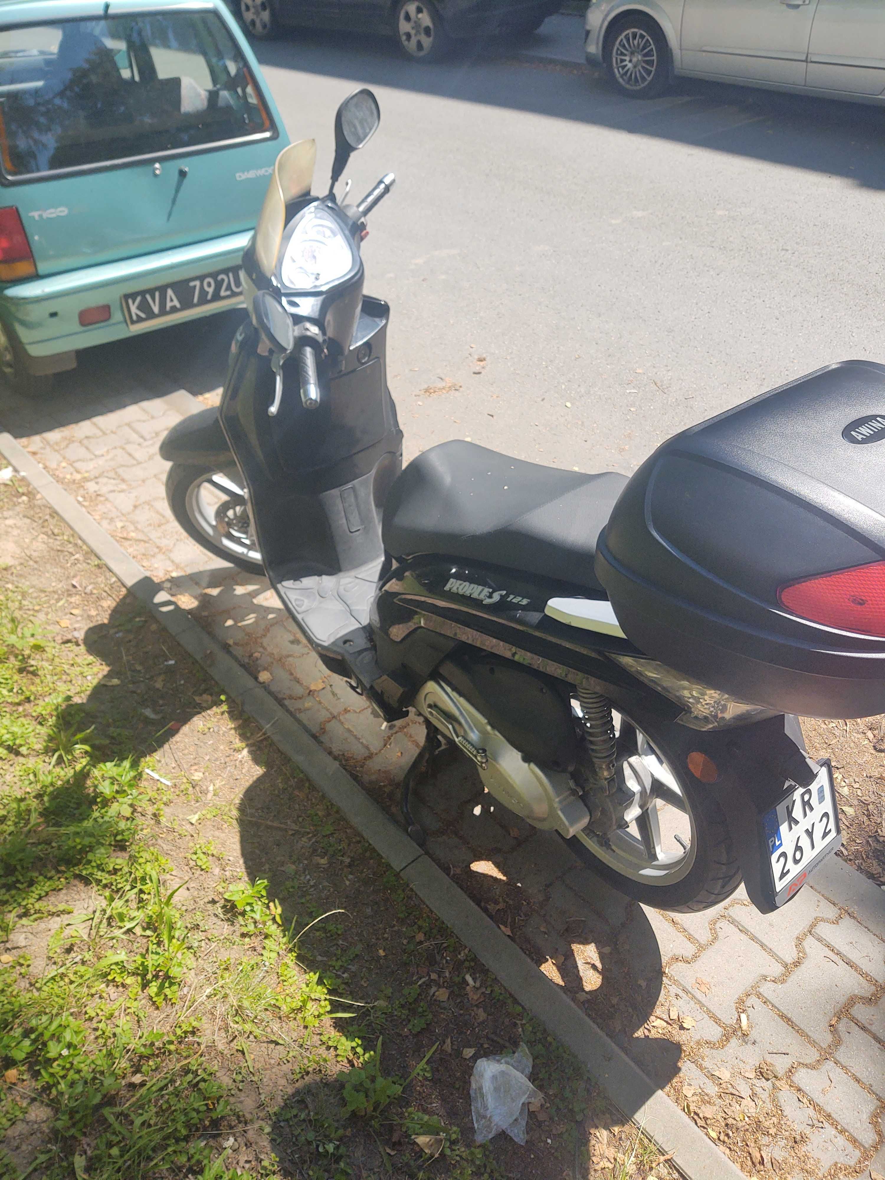 Sprzedam skuter Kymco 125 koreańczyk na hondzie