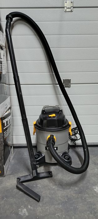 Odkurzacz przemysłowy titan