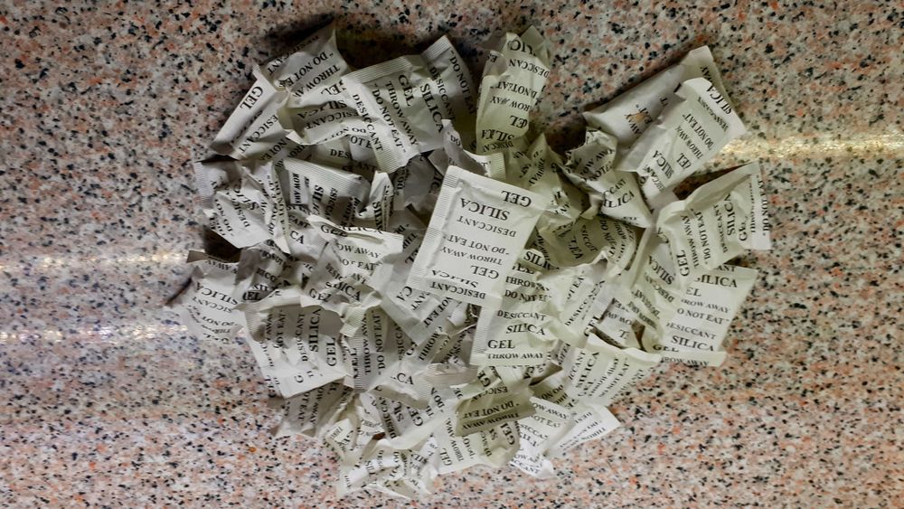 Silica tira humidade