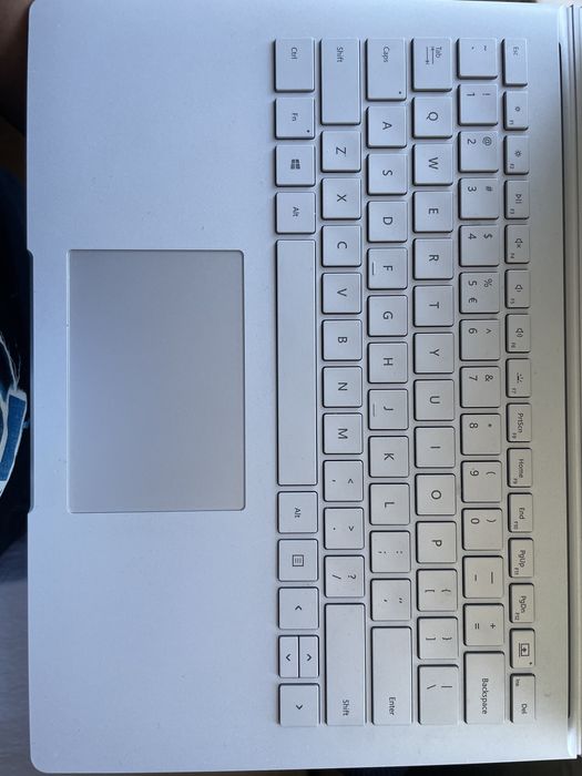 Surface Book 2 | 13.5" só hoje