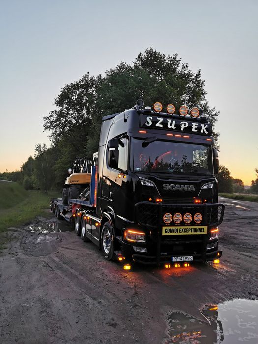 Krajowy Transport niskopodwoziowy, ponadnormatywny, laweta, semi