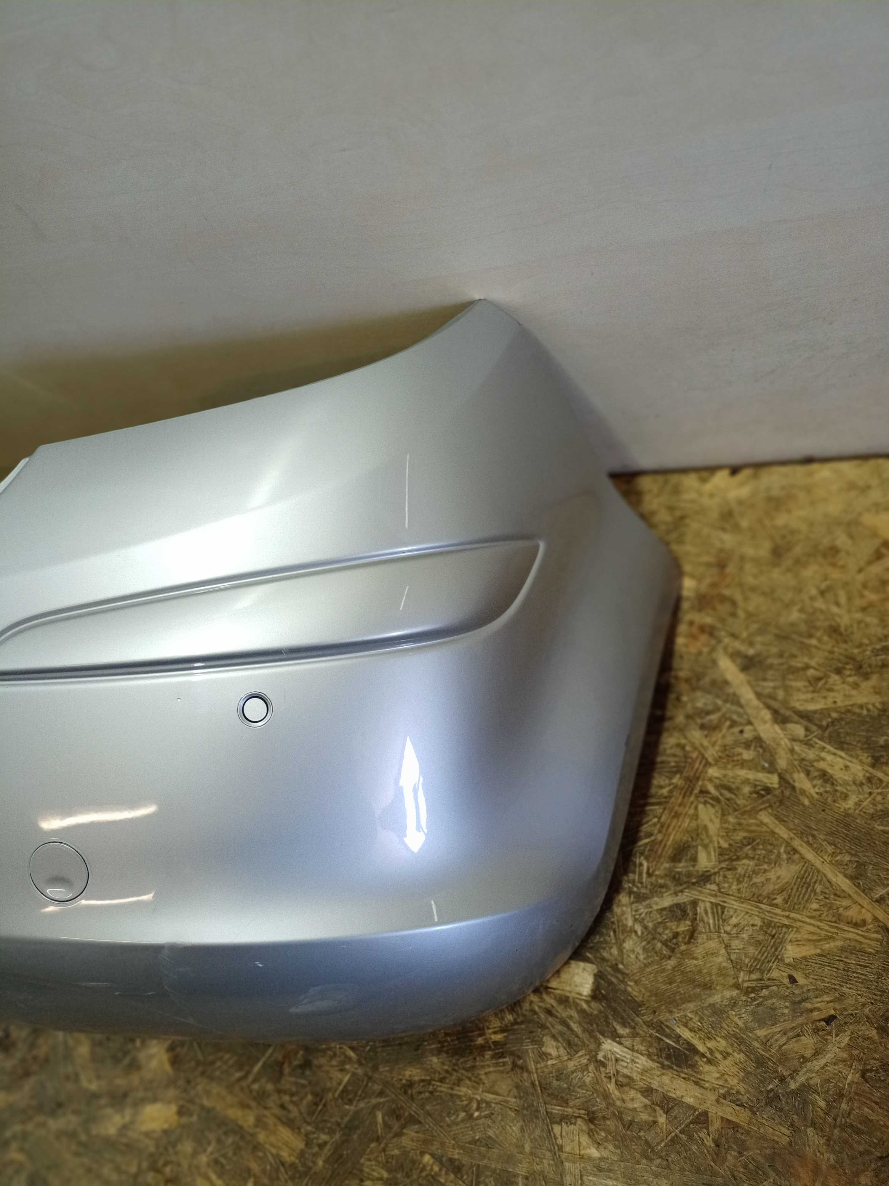 Opel Corsa D zderzak tył tylny kolor Z157 srebrny wersja 5 drzwi 4xPDC