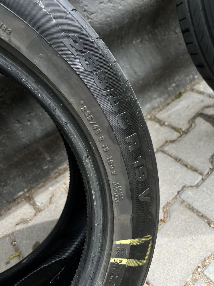 Продам 255/45 R19