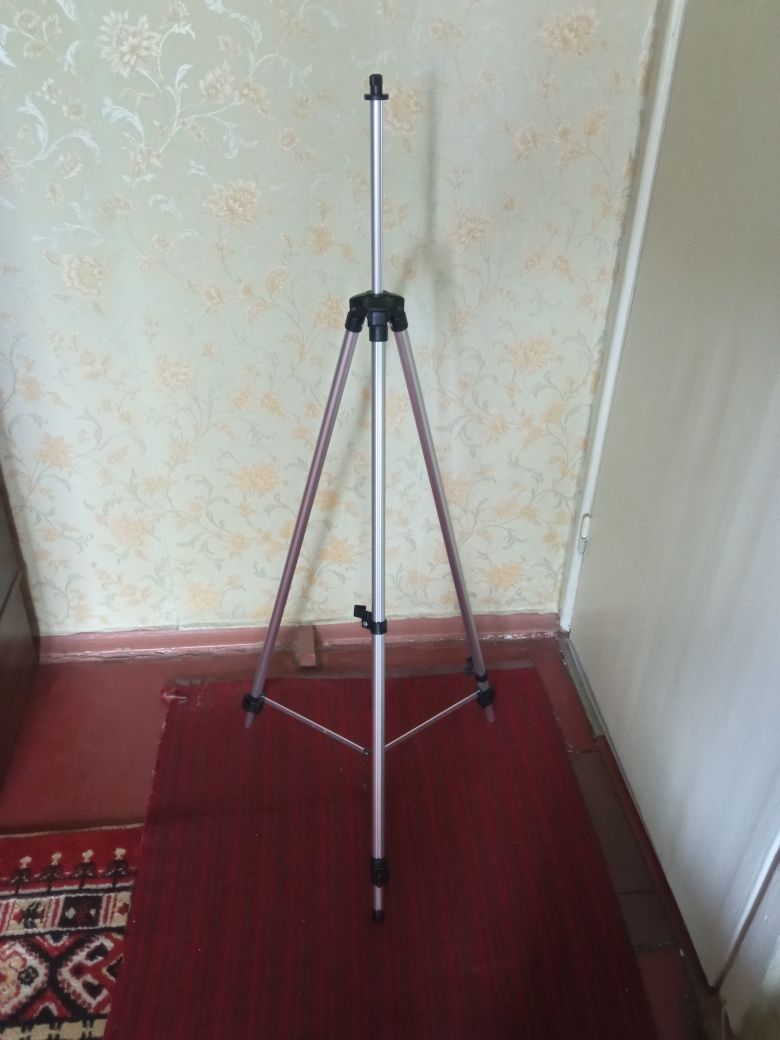 Штатив для камеры фотоаппарата 1.9 м