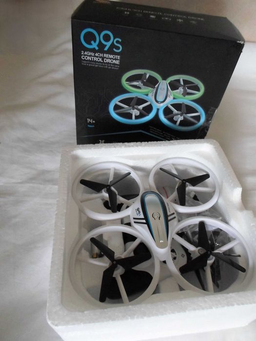 Квадрокоптер Q9s  14+ Радіокерований дрон з утриманням висоти