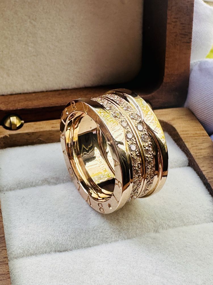 Золотое кольцо bvlgari 585