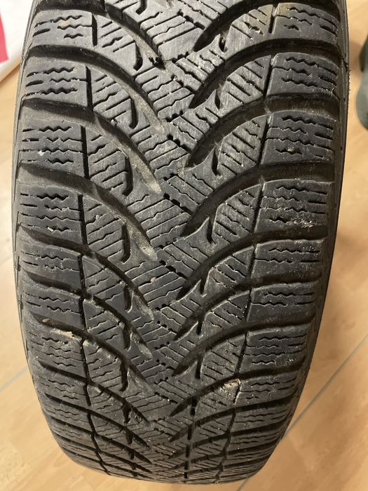 Opony 180/60/15  michelin