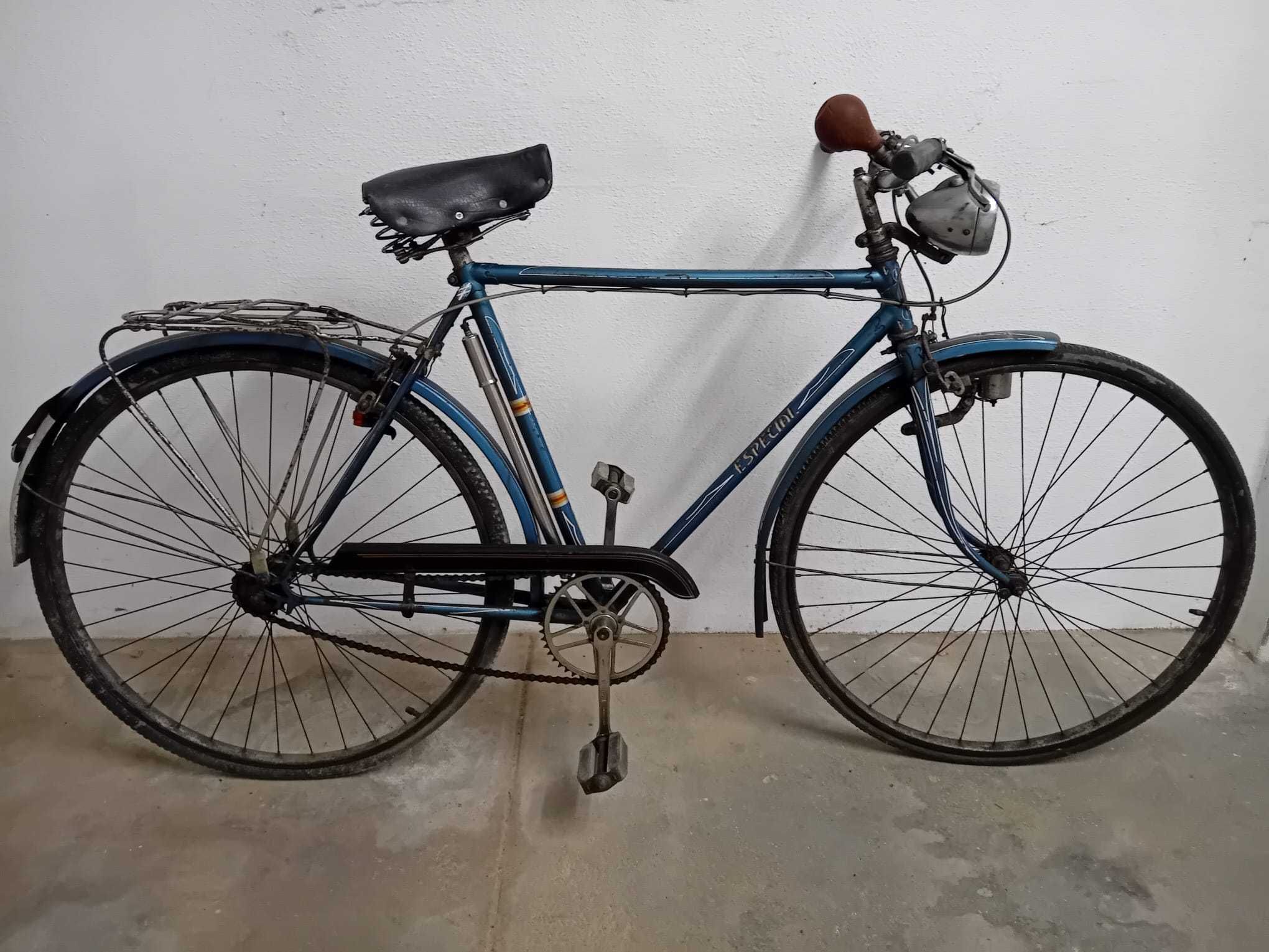 Bicicleta anos 50 - Tipo pasteleira c/ matrícula e documento da mesma