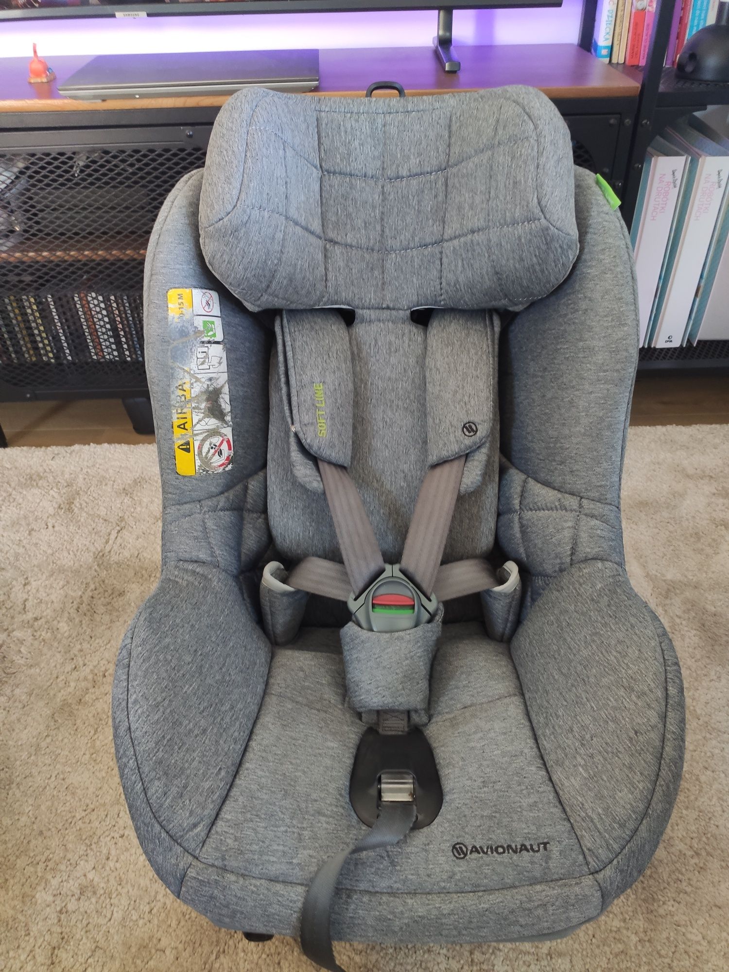 Fotelik samochodowy Avionaut Aerofix Soft Line 67-105cm z bazą ISOFIX