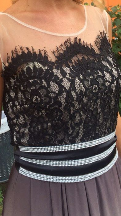 Платье праздничное