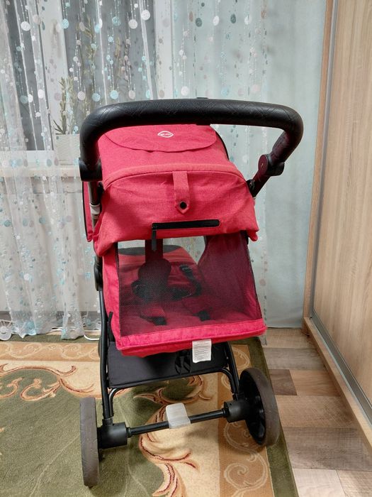 Продам прогулянкову коляску