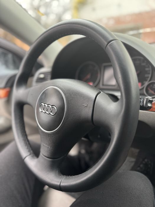 Audy A4 2003. B6/8E 1.9 TDI AVF, автомат.