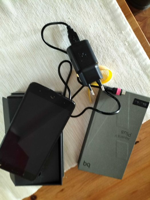 SmartPhone - Aquaris V Plus