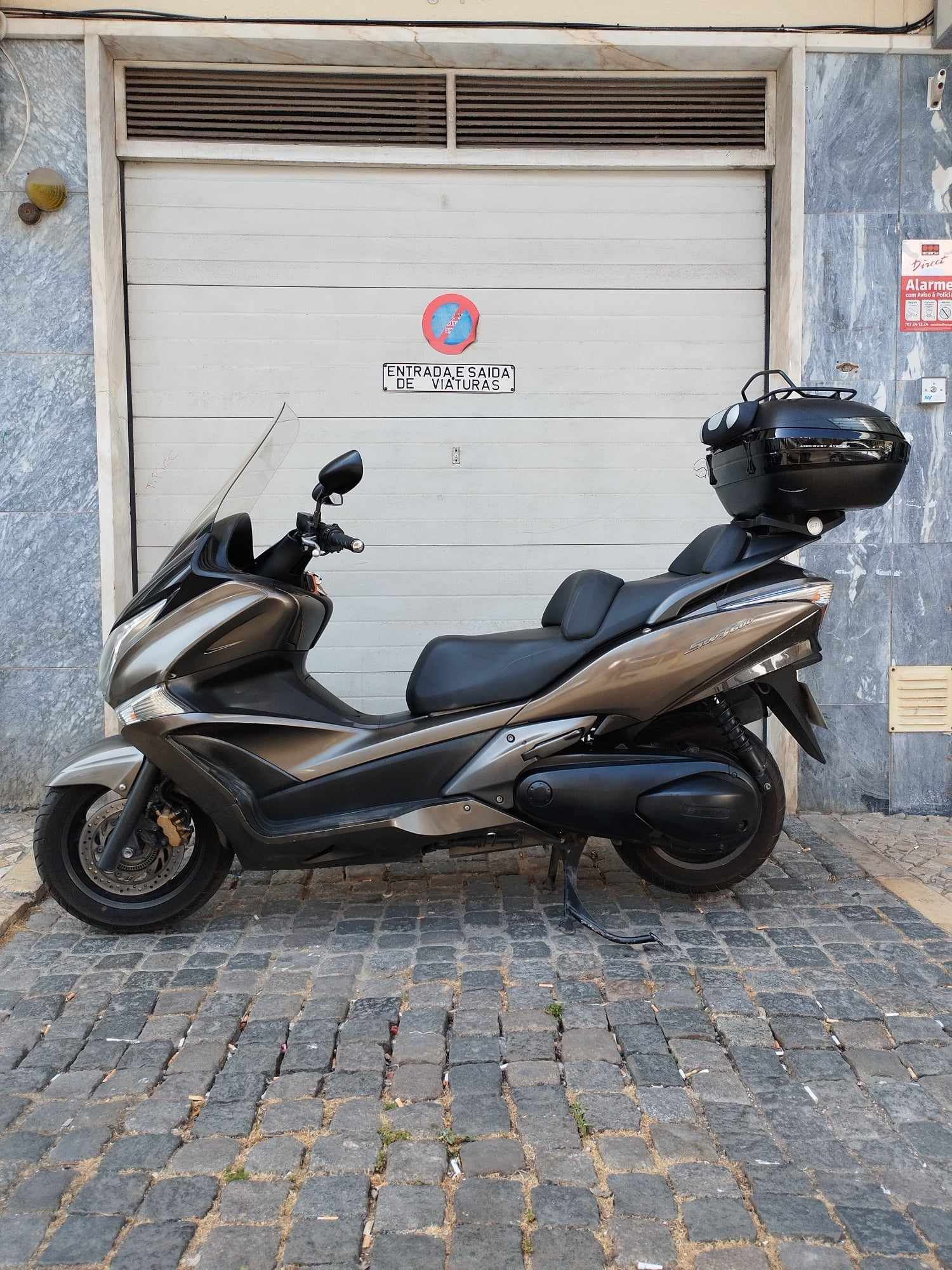 Honda SW-T 600cc