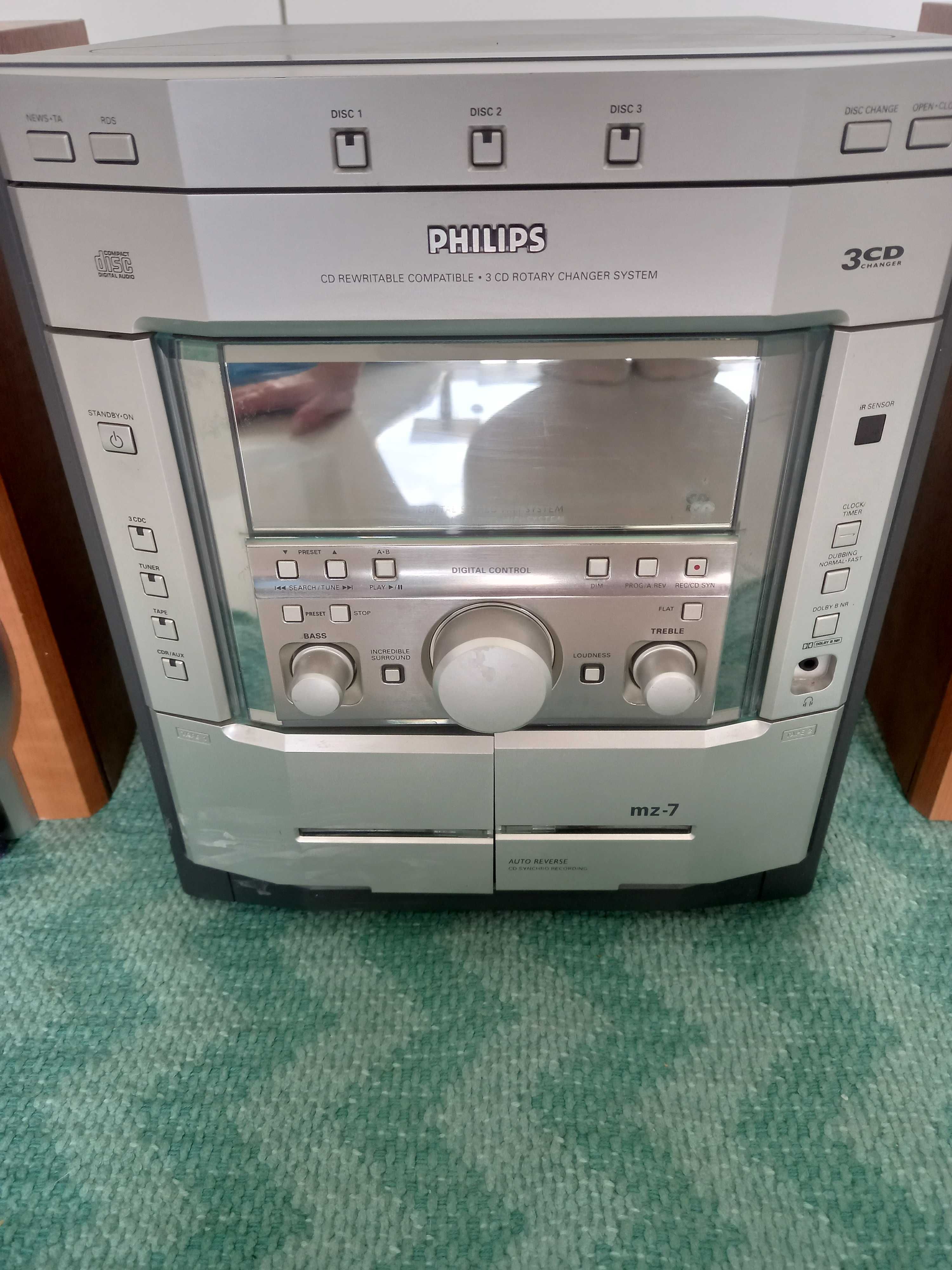 Wieża Philips mz-7 wraz z głośnikami, okablowaniem i pilotem-sprawna