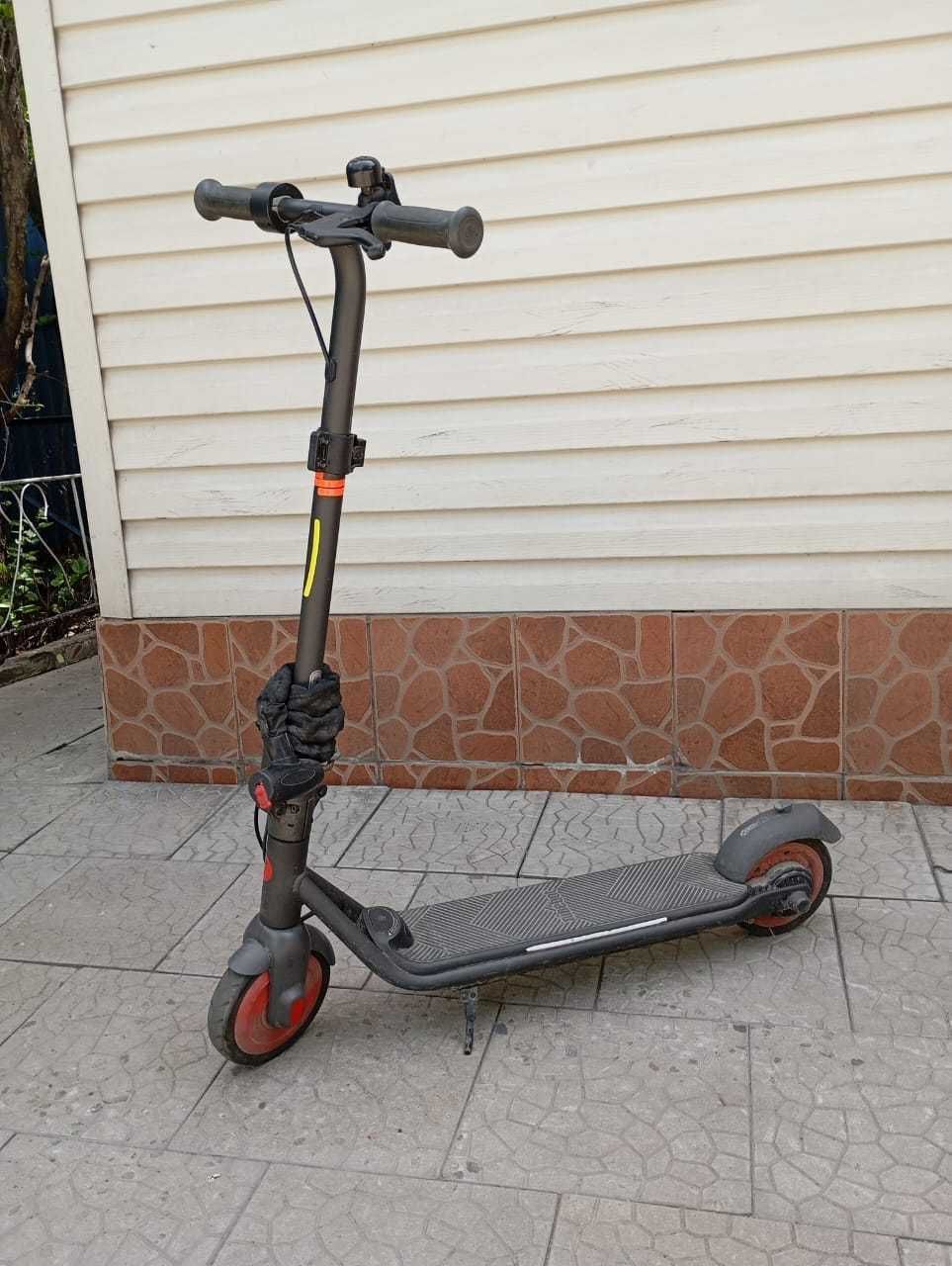 Ninebot kickscooter f20a