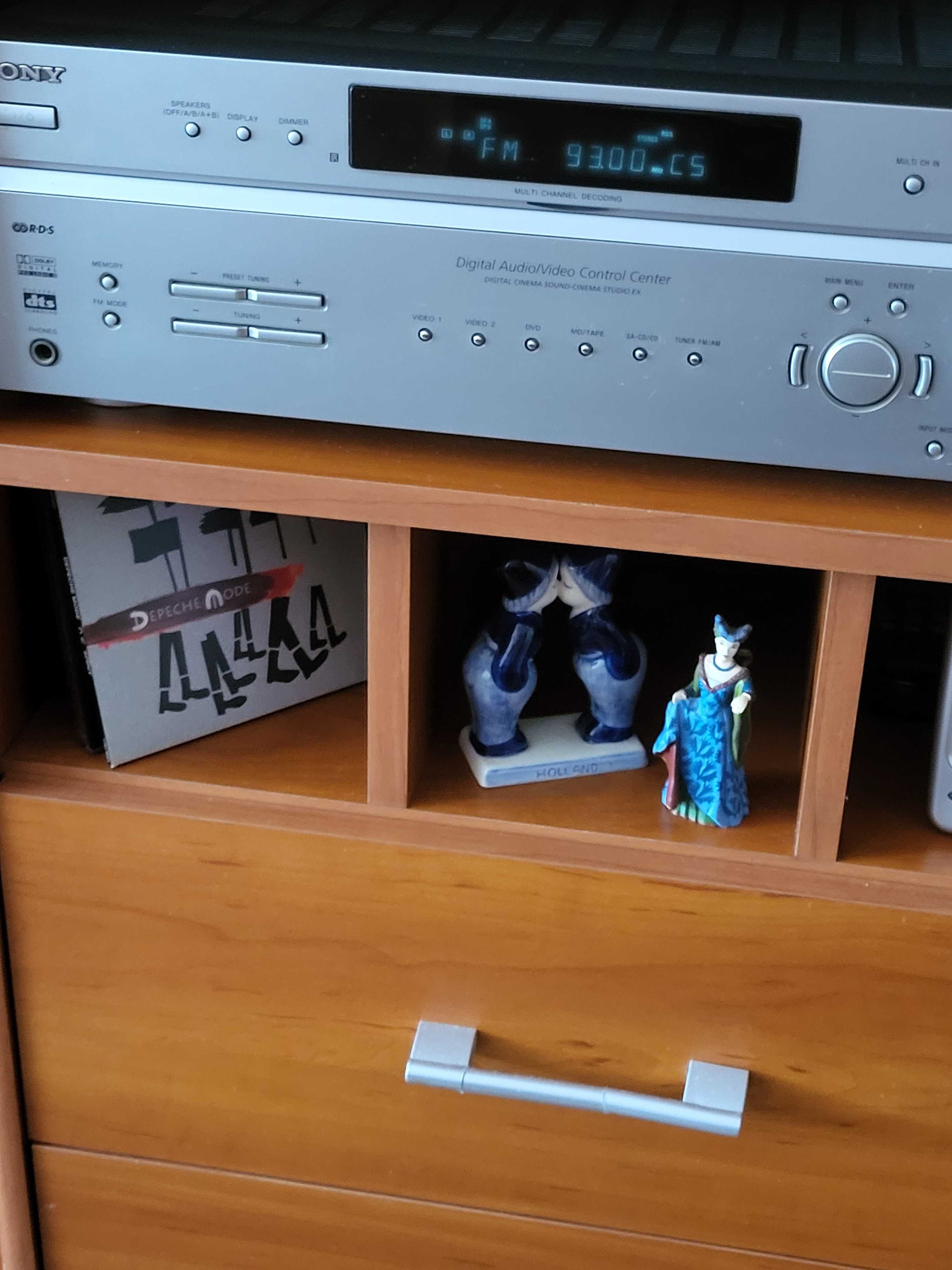 Kino domowe Sony Digital Audio Control Center z 4 kolumnami