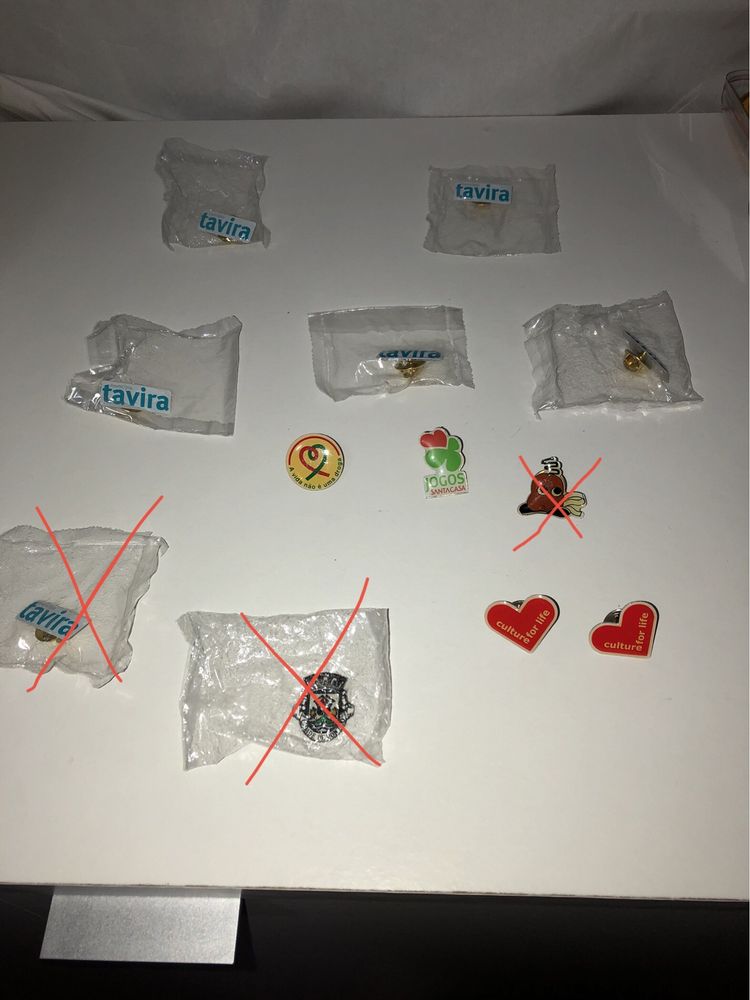 Pins variados