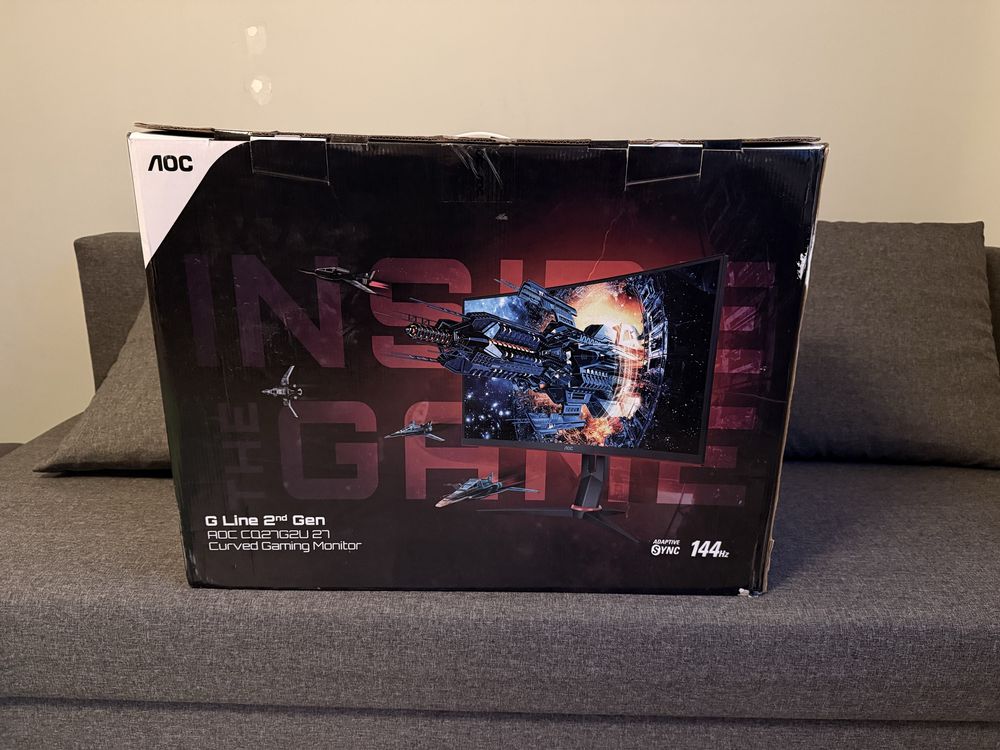 Monitor AOC 144hz zakrzywiony + uchwyt