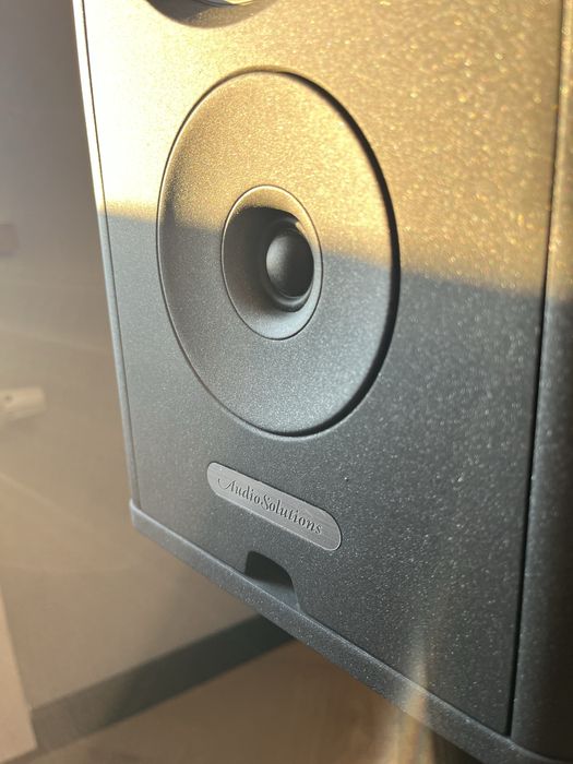 Kolumny podstawkowe Audiosolutions Figaro B z podstawkami Rogoz