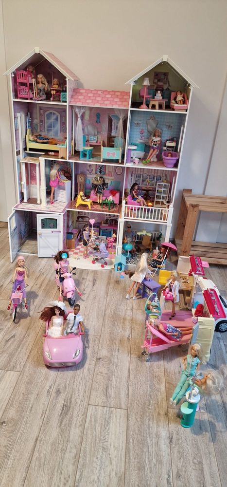Solidny domek dla Barbie KidKraft stan bardzo dobry