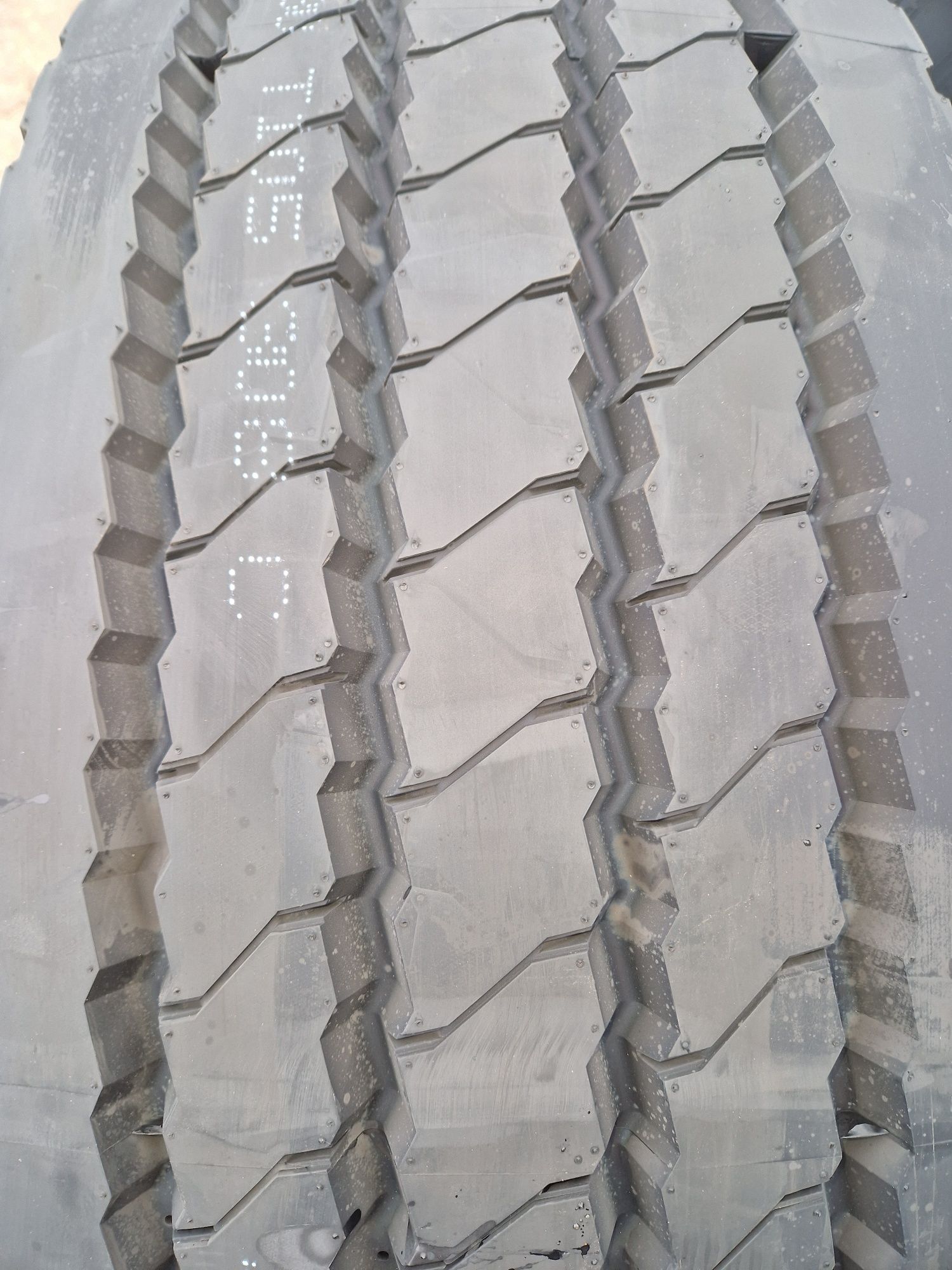Nowe opony 385/65R22,5 Blacklion Naczepa Wzmacniana