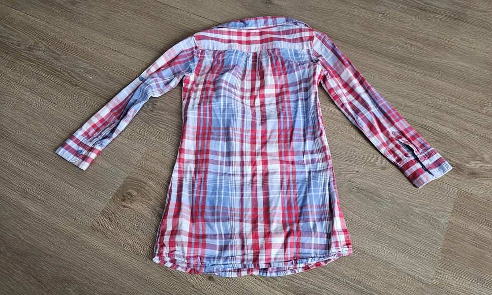 Koszula dziewczęcą w kratę rozm. 122/128