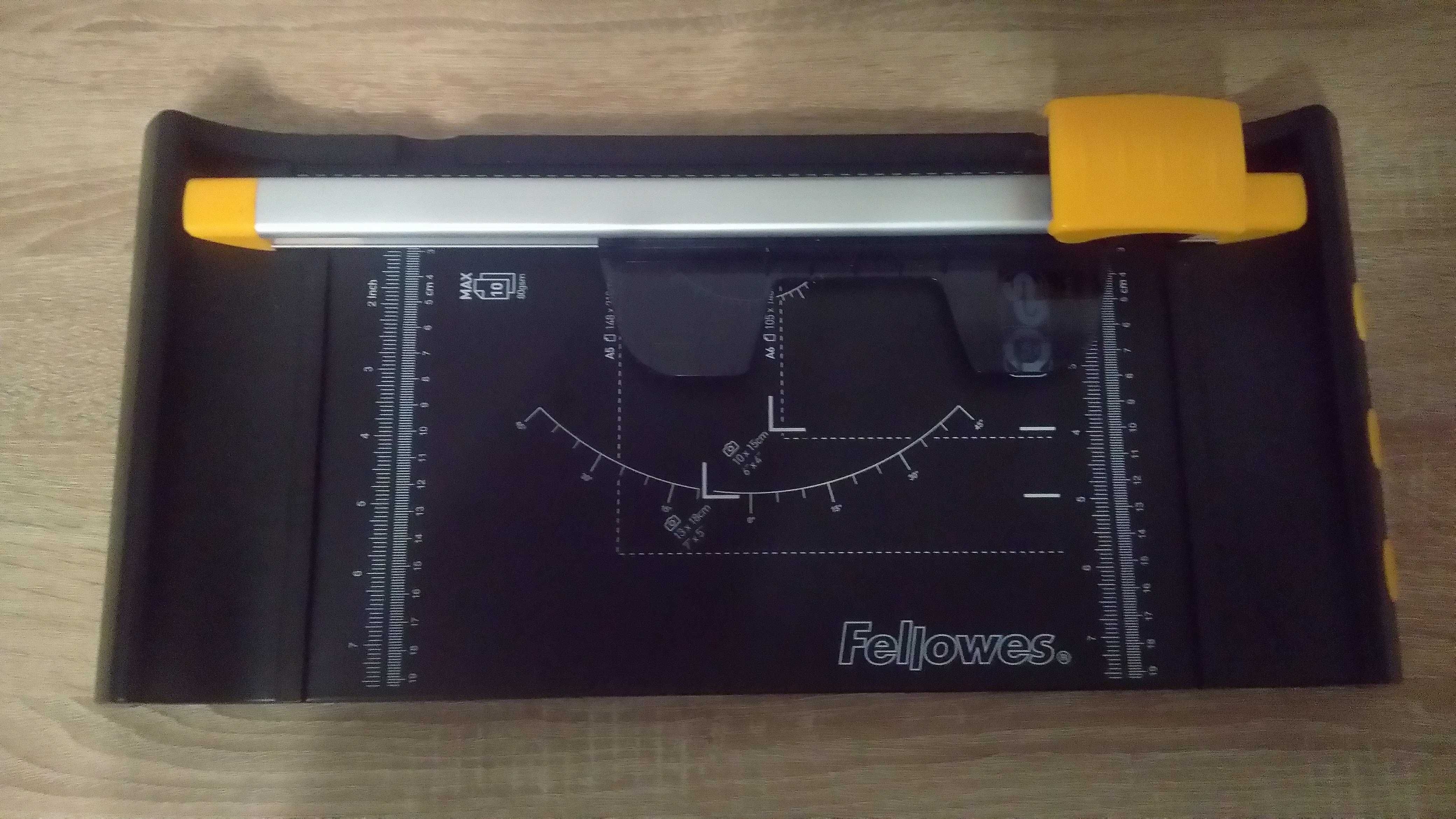 Trymer do cięcia papieru Fellowes Neutron A4