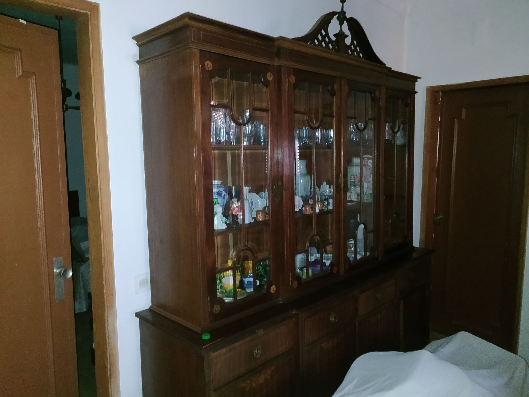 Móvel de sala antigo em óptimo estado