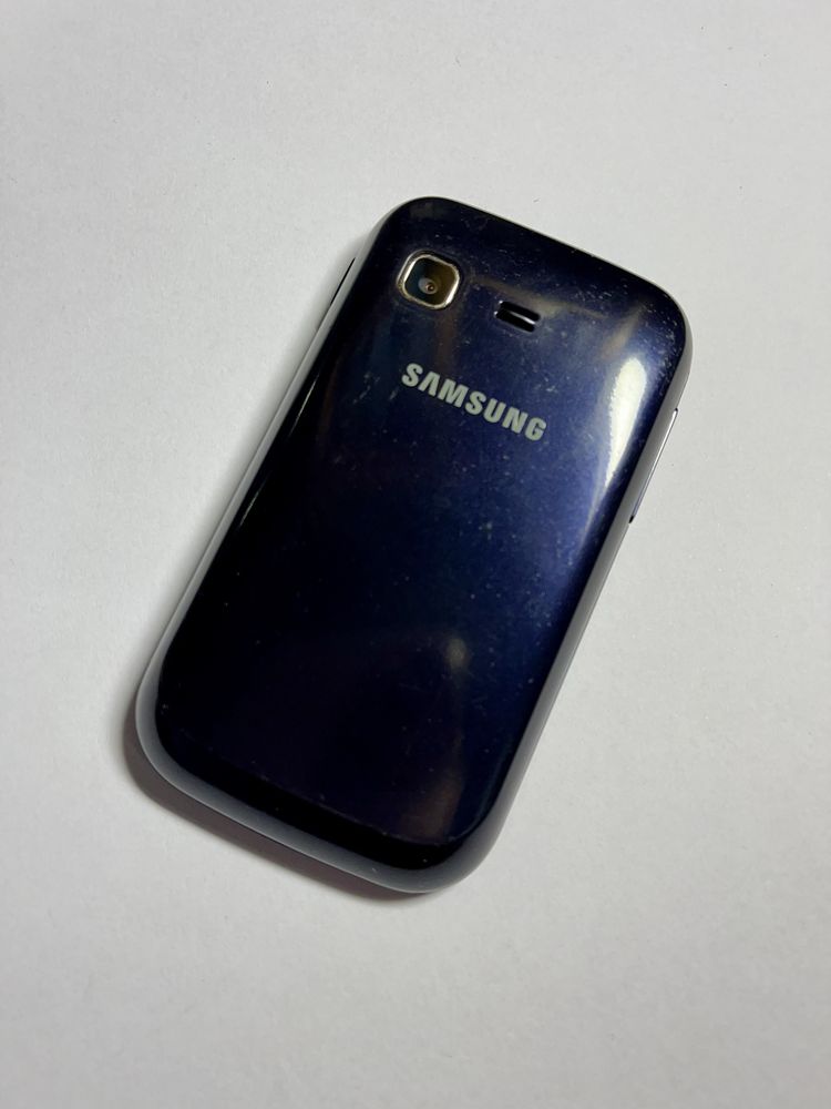 Мобильный телефон Samsung Galaxy Pocket Duos GT-S5302