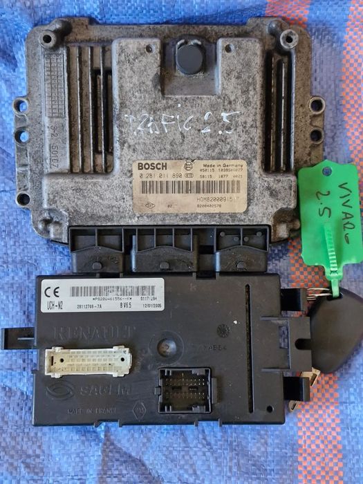 TRAFIC VIVARO II 2.5 DCI ZESTAW STARTOWY STEROWNIK KOMPUTER UCH2  281011890 8200461556