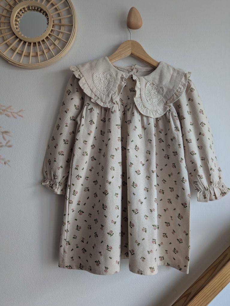 Piękna sukienka 110 vintage retro z kołnierzykiem urodziny sesja