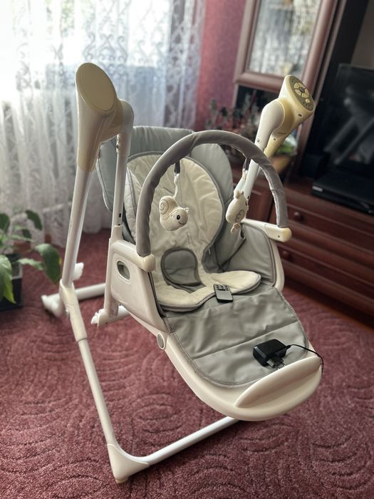 Стільчик-качеля 3 в 1 CARRELLO Triumph