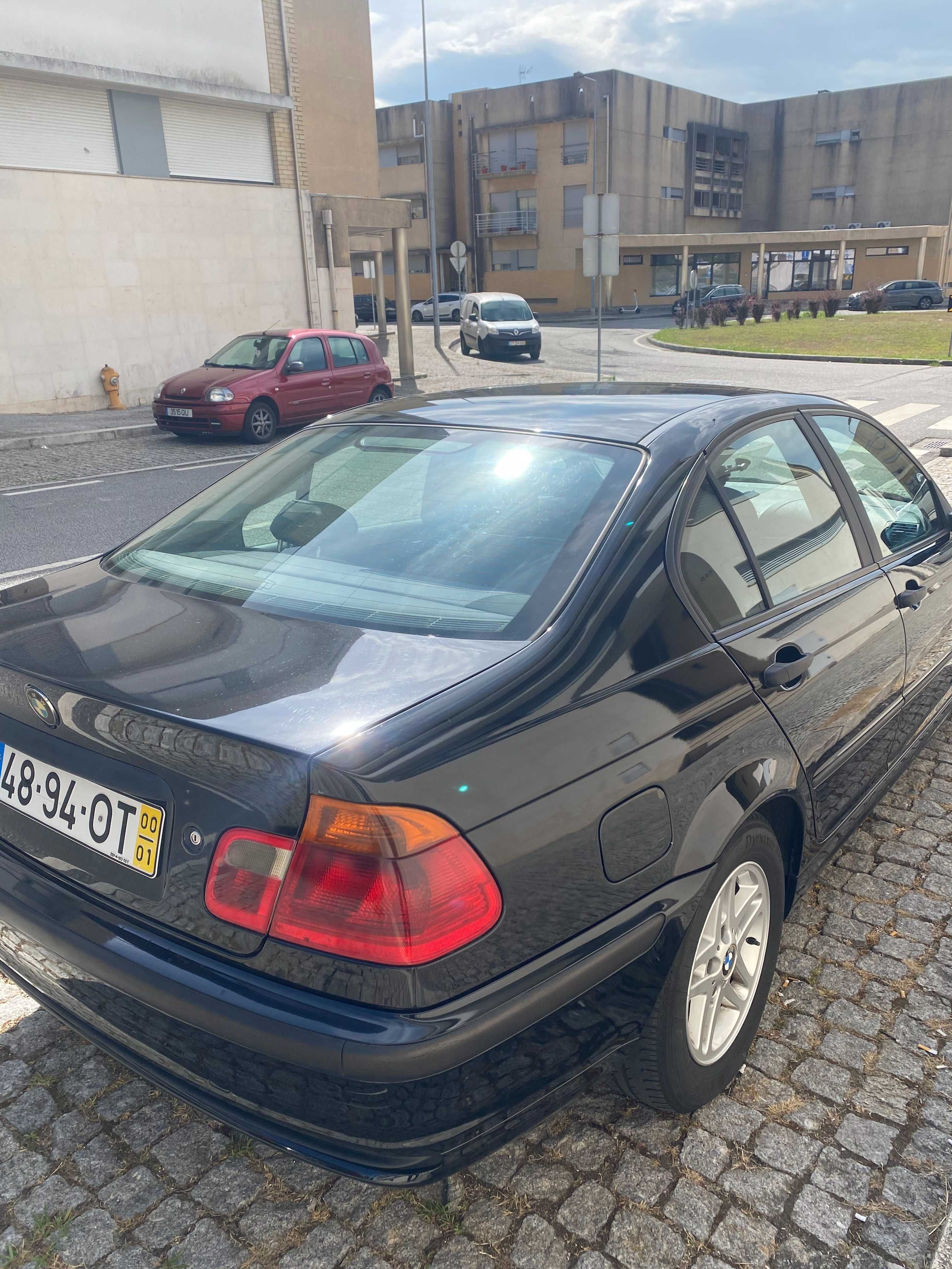 BMW 320 em bom estado geral