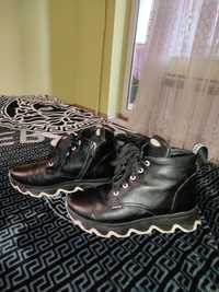 Демисезонные сапоги, ботинки женские 36р (чоботи осінні)
