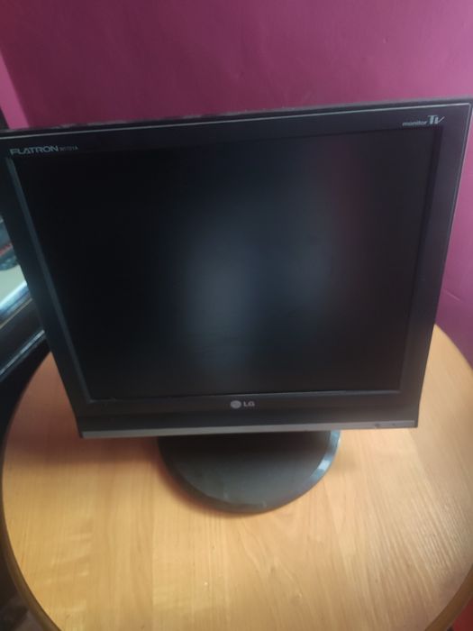 Monitor LG 19 cali