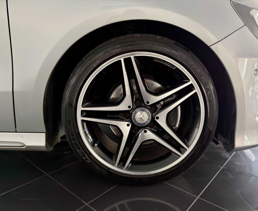 Mercedes A200 AMG (Motor Mercedes)