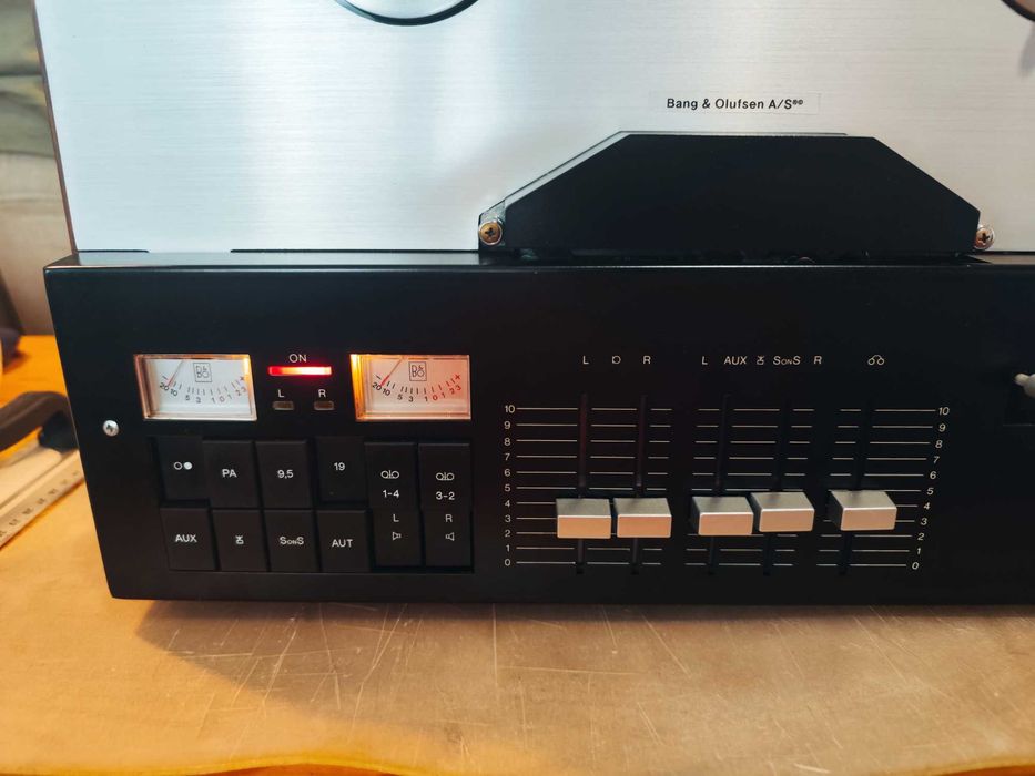 Magnetofon szpulowy Bang Olufsen Beocord