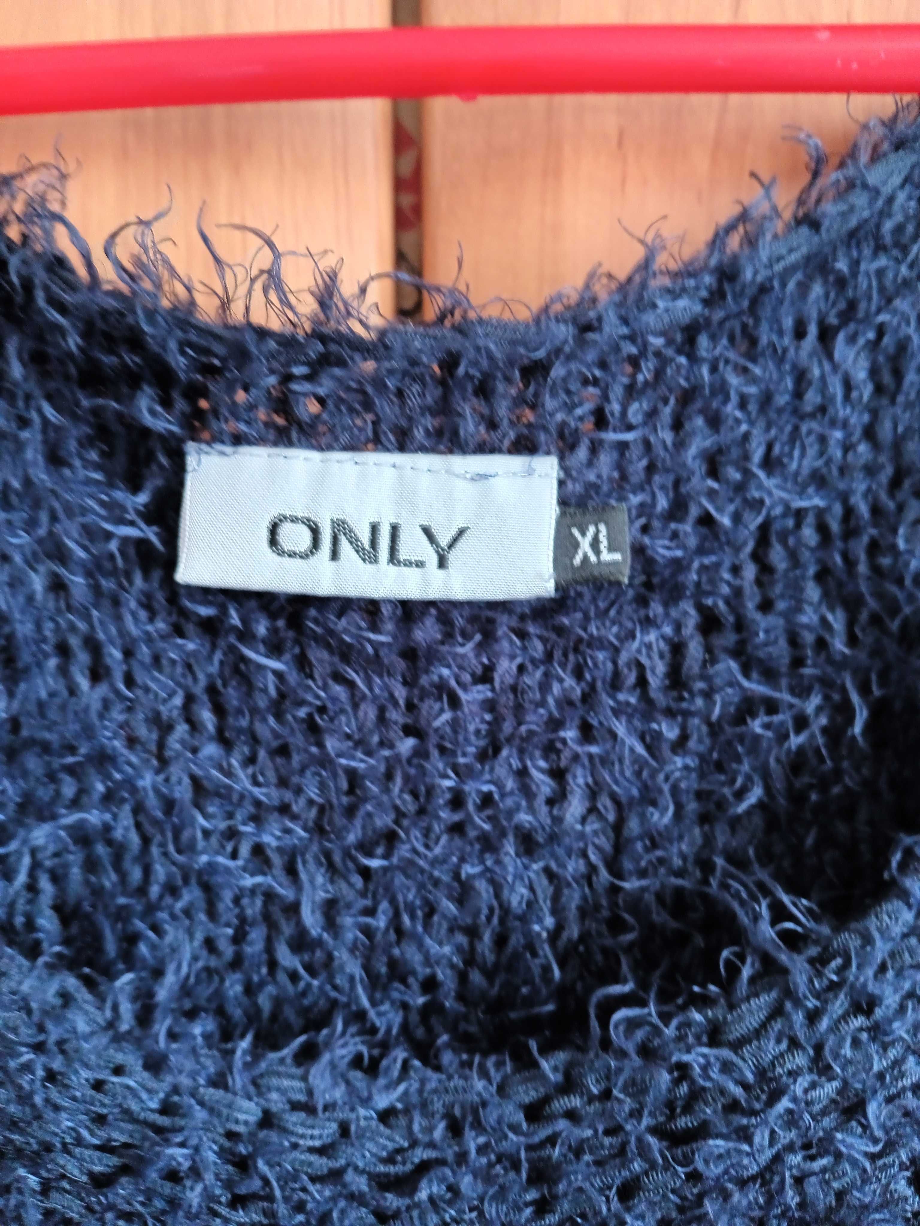 Moherowy sweter.