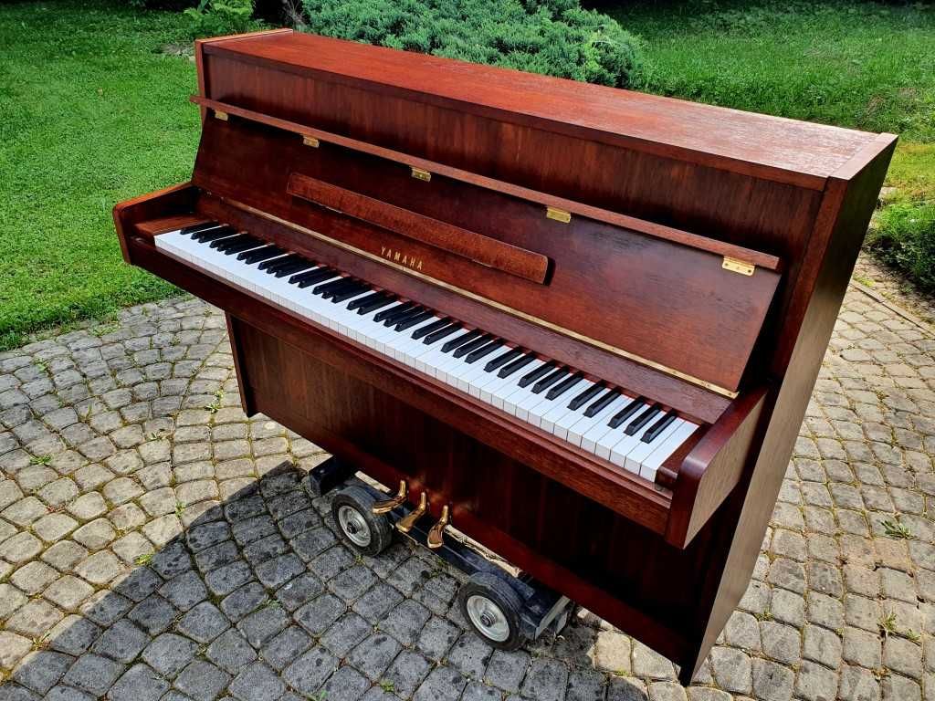 Pianino YAMAHA 105cm 1974r CIEMNY BRĄZ nowy lakier