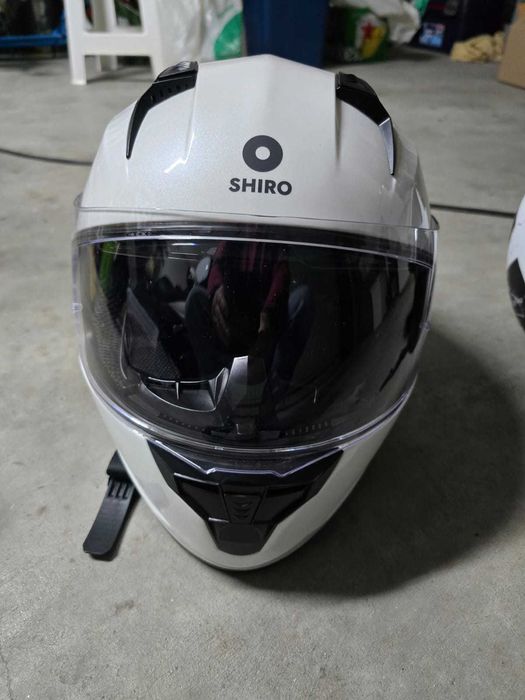 3 Capacetes como novos 2 com intercomunicador