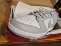 Sapatilhas NIKE Dunk Low Retro Cinza ( NOVAS e SEM USO )
