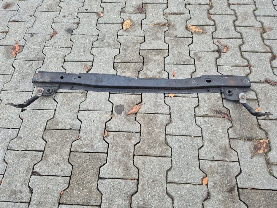 BELKA CHŁODNICY TRAFIC VIVARO PRIMASTAR 01-14r.